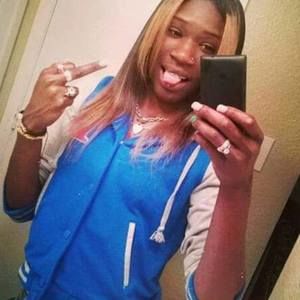 Meet your Posher, Deonna